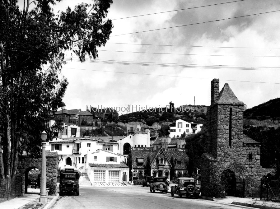 Hollywoodland Gates 1923 Main Gate in French Normandy Style wm.jpg